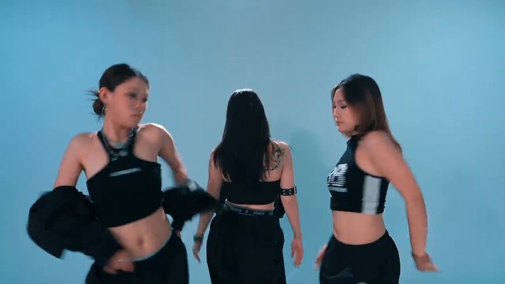 [Speedy Cover Dance] aespa-《Dirty Work》Naik Kereta Pagi