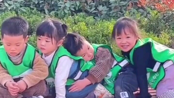 حياة مريحة لطفل في الروضة: بداية كدراما أيقونية ونهاية ككوميديا – المتابعون: معجزة أن الطفل استطاع ا