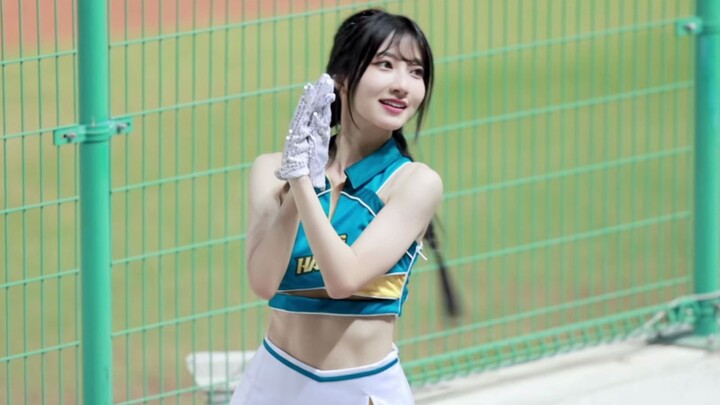 The sweetest Taiwanese beauty, the Taiwanese girl cheerleader squad—be sure to watch until the very 