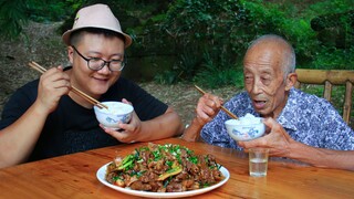 Mengajarimu cara membuat hidangan khas ShunDe "angsa mabuk api berkobar"