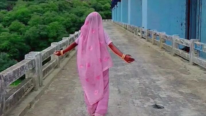 Aakho Se Bat Hoti Hai filmy song 👀 Acting