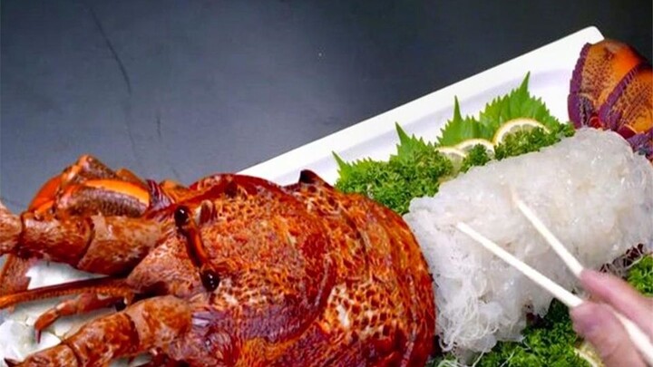 Employees are demanding a raise, but Eric Tsang is pigging out on a giant lobster—eating like there’