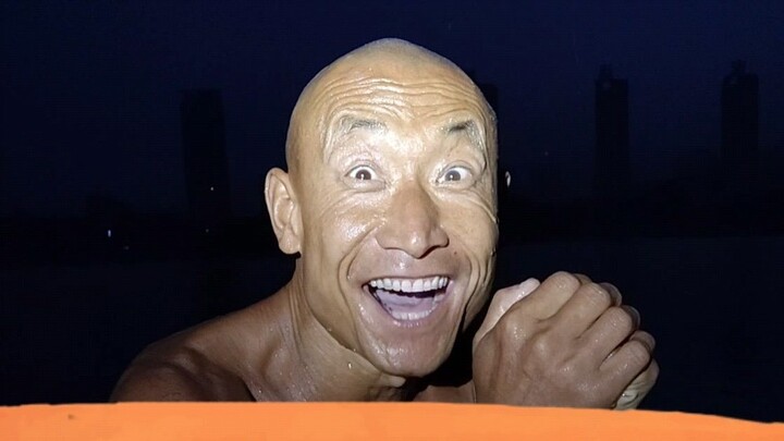 Long live the optimistic and striving youth! Cold water baths for fitness can be dangerous! Do not i