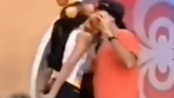 ฝรั่งเล่นเก่งจริงๆ