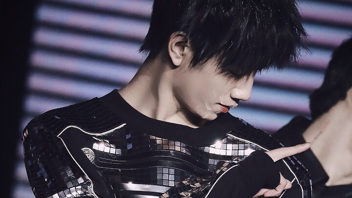 敖子逸 12.30见面会 开场舞focus