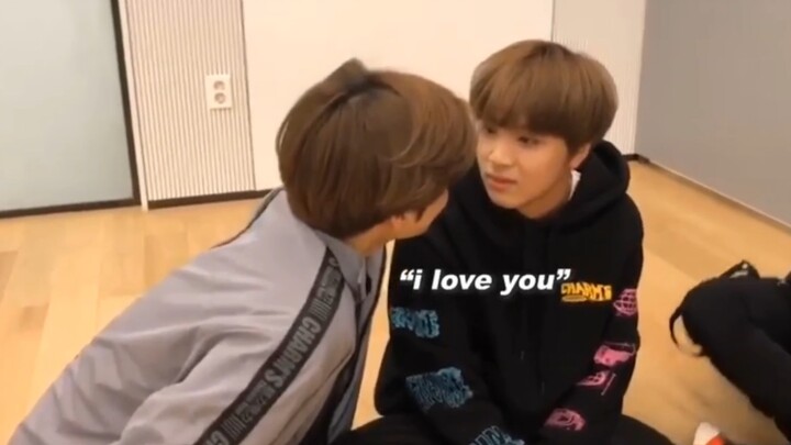 啵啵狂魔金廷祐 细数那些年深受小九宠爱的NCT