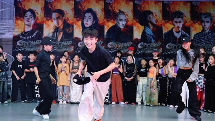 I heard Bilibili is going to release landscape-format #JMChoreography