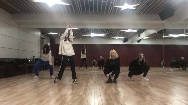 [TWICE] Practice Room: Momi in Colorful (MOVE)