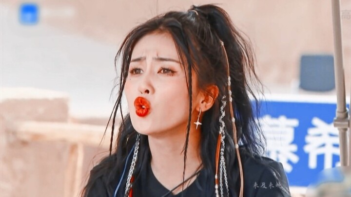 ฮาแตก! "ผิวปากไม่สวย แต่อวดเก่งได้!" เธอทำยังไงถึงจะทั้งน่ารักและแซ่บได้ขนาดนี้