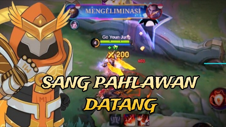 SANG PAHLAWAN DATANG