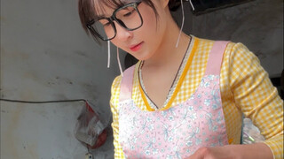 Come to Shandong for the New Year, hahaha! Let me fry some tofu pockets for you to try!