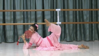 14-year-old in the third year of junior high school danced to Zhu Jinhui's "Mei"