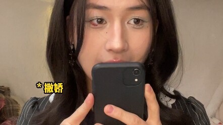 此刻的我打开了书籍，读了起来...