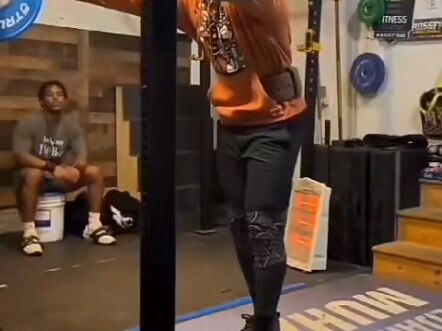 【Sports】The Dangers of Heavy Weights