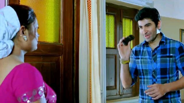 লুকিয়ে অন্যের বউয়ের ছবি তোলা জিৎ ও শায়িন্তিকা