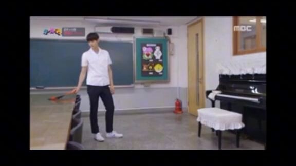 cha eun wo cute dancing