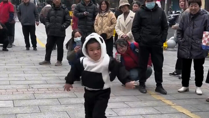 五岁宝宝跳街舞，这波操作太秀了！