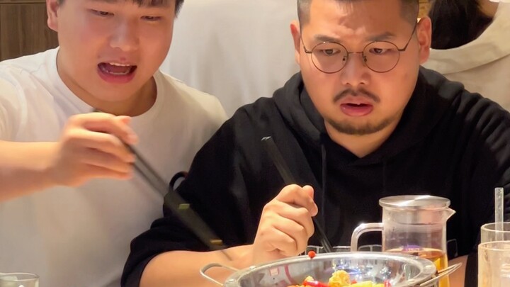 差点就没哄好呢！
