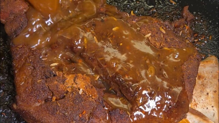 Can’t afford crab? I splurged 130 yuan on a lamb leg!