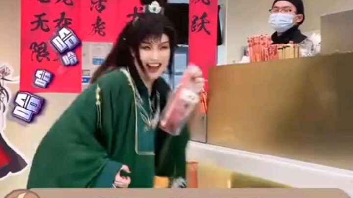 #Heaven Official's Blessing #Qi Rong cosplay is very restorative, but a little too restorative!