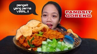 MUKBANG PANGSIT GORENG PEDAS ala LE GINO, SUPER ENAK | MUKBANG INDONESIA |