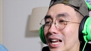 两个胆小鬼玩恐怖游戏，差点一拳把电脑屏幕锤烂