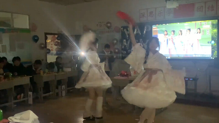 High School Girls’ Dorm Dance: Sending My Moonlight at the New Year’s Eve Gala
