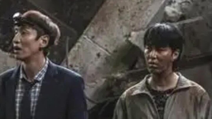 مشروع بناء رديء يتسبب في انهيار المبنى وسقوطه في حفرة عميقة بعمق 500 متر (الجزء الأول)