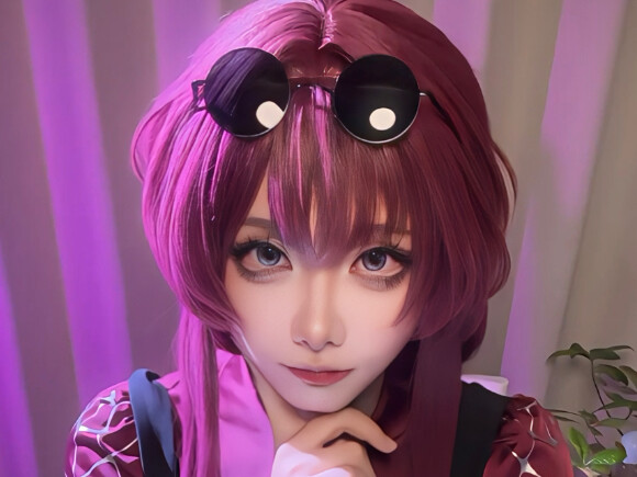 Can you stop cosplaying, mommy’s girl…?