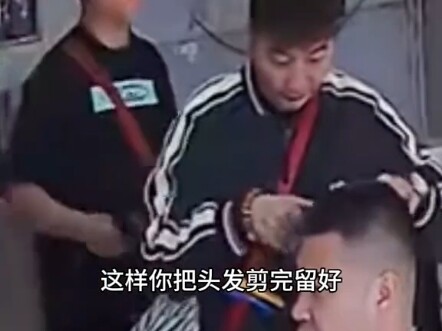 A mother takes her daughter, who is battling leukemia, to a barbershop to shave her head; the barber