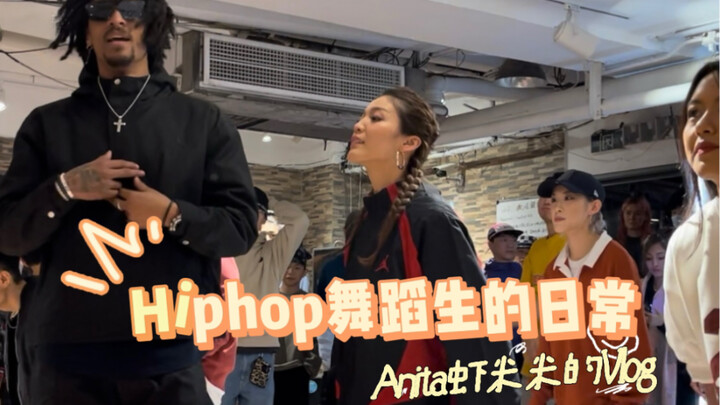 Vlog | There's always a group of people who love dancing as much as I do!