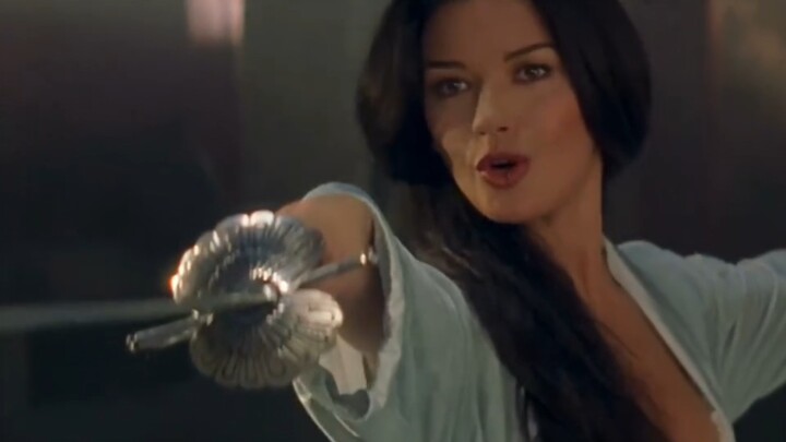 The woman thought her swordsmanship was invincible, but she was repeatedly taken advantage of.