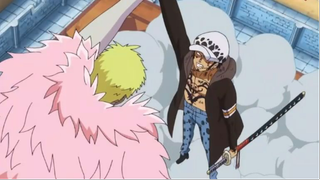 Law's live is in Doflamingo's hand 😭😭😭