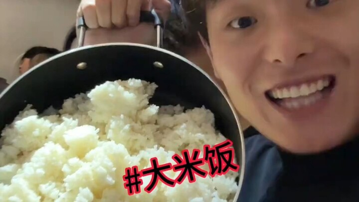 พี่น้องทั้งหลาย ผมขึ้นเครื่องบินแล้วได้เพื่อนมาอีกคนเลย!