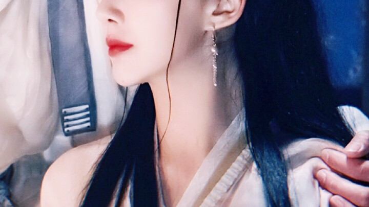 Only if she’s the male lead’s mom would I believe that a male lead who’s constantly surrounded by be