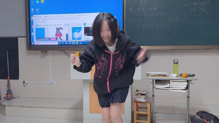 在元旦晚会上闪耀！优俊少女！/马儿蹦跳传说~
