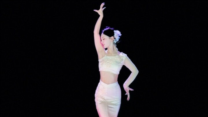 傣族舞｜《彩云之南》“彩云之南 我心的方向…”