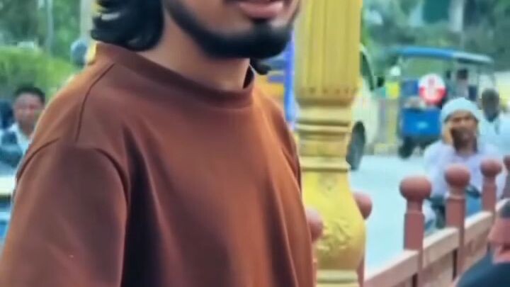 Mjhy oss pr baitna Pasand hy,,😜🤩🍓