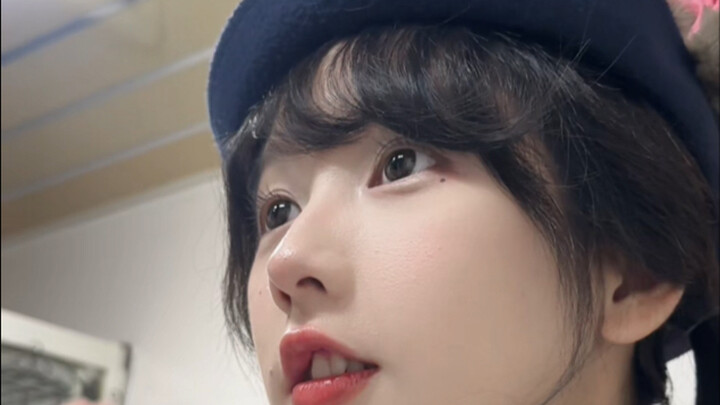 وقت إزالة المكياج لضابط الأرنب~