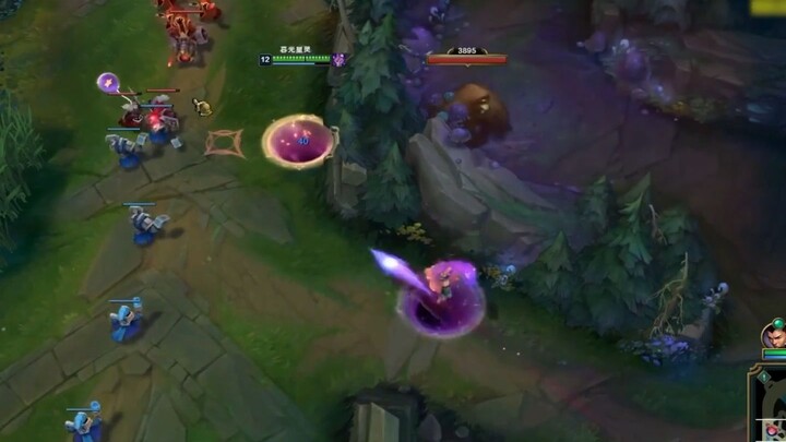 "A god-level top laner Zoe appeared on a shared account, leaving 10,000 people in the livestream stu