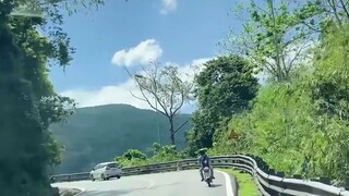 Với 108 khúc cua nguy hiểm và rất nhiều những bí ẩn của Đèo Bảo Lộc