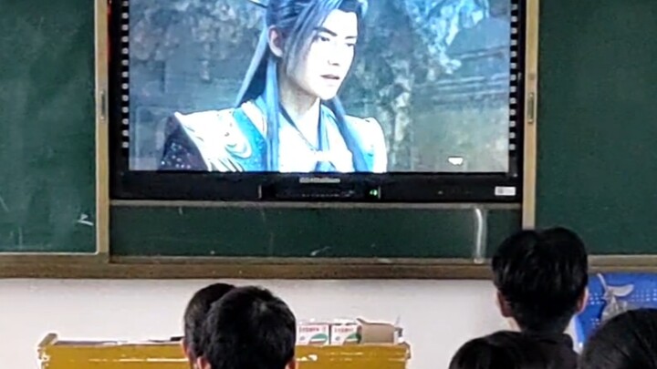 Saya datang lagi untuk belajar! ⚡Berkultivasi sebagai orang biasa untuk pertumbuhan yang lebih baik⚡