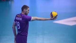 The best setter in the world is a Russian, Mikhailov, by his appearance.