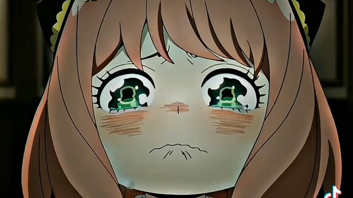 iu e từ cứu đấm đầu tin 😱💗💗