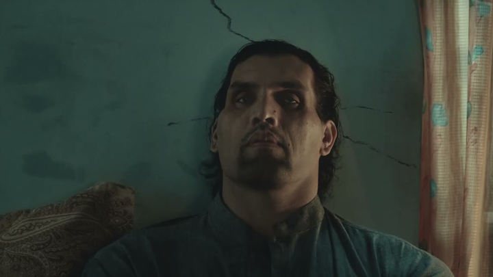 Aku ngakak banget lihat iklan kocak ini hahaha!