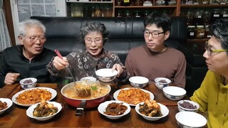 엄마가 해주신 푸짐한 알찜 먹방, 알곤이찜, 알탕, 갓김치, 알타리, 시골밥상, 가족먹방 MUKBANG KOREAN FOOD COOKING ASMR | EATING SHOW