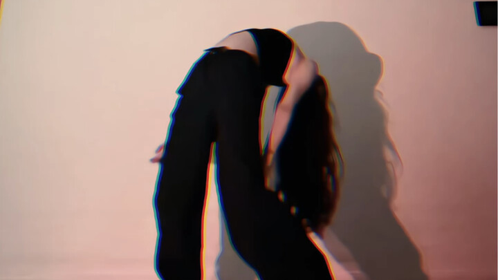 Yang halus itu rambut atau pinggang?