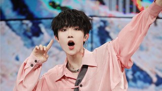 【ซูซินฮ่าวไลฟ์】วงการบันเทิงจีนมีเจ้าแห่งชุดชมพูของตัวเอง! นักเต้นหลักสายฟาร์มวัย 16 ปีปล่อยคลิปไลฟ์ร