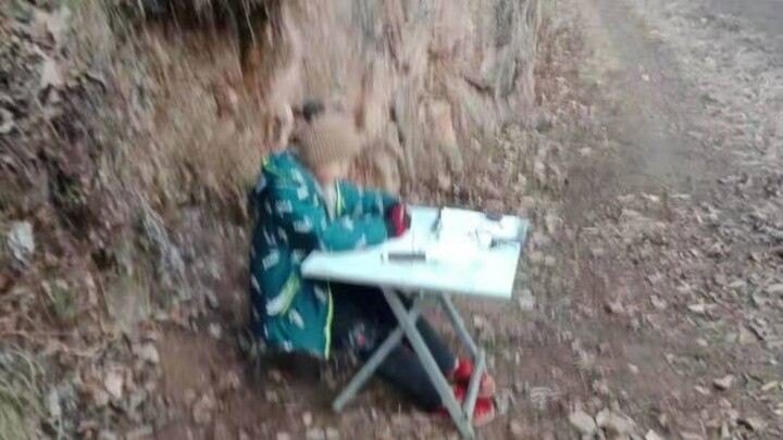 In the past 7 years, I will no longer tell children in the mountains: "Study to change your destiny"