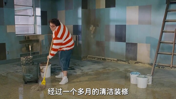 A student who failed the college entrance exam set up a fake university to fool his parents, only to